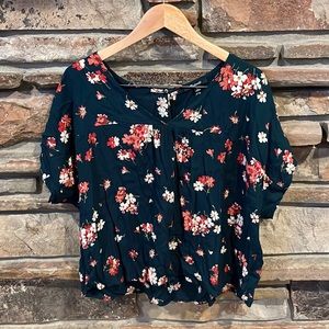 Madewell Rhyme Top in Spruce Blooms Forest Green Floral V-neck